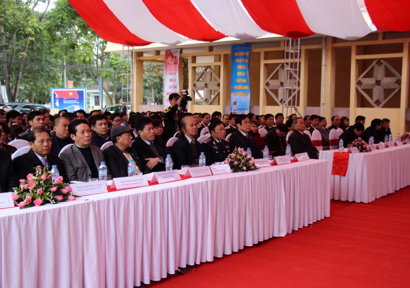 カオバン省で「ホアン・サ、チュオン・サ両群島、歴史的法的証拠」展示会が開かれる